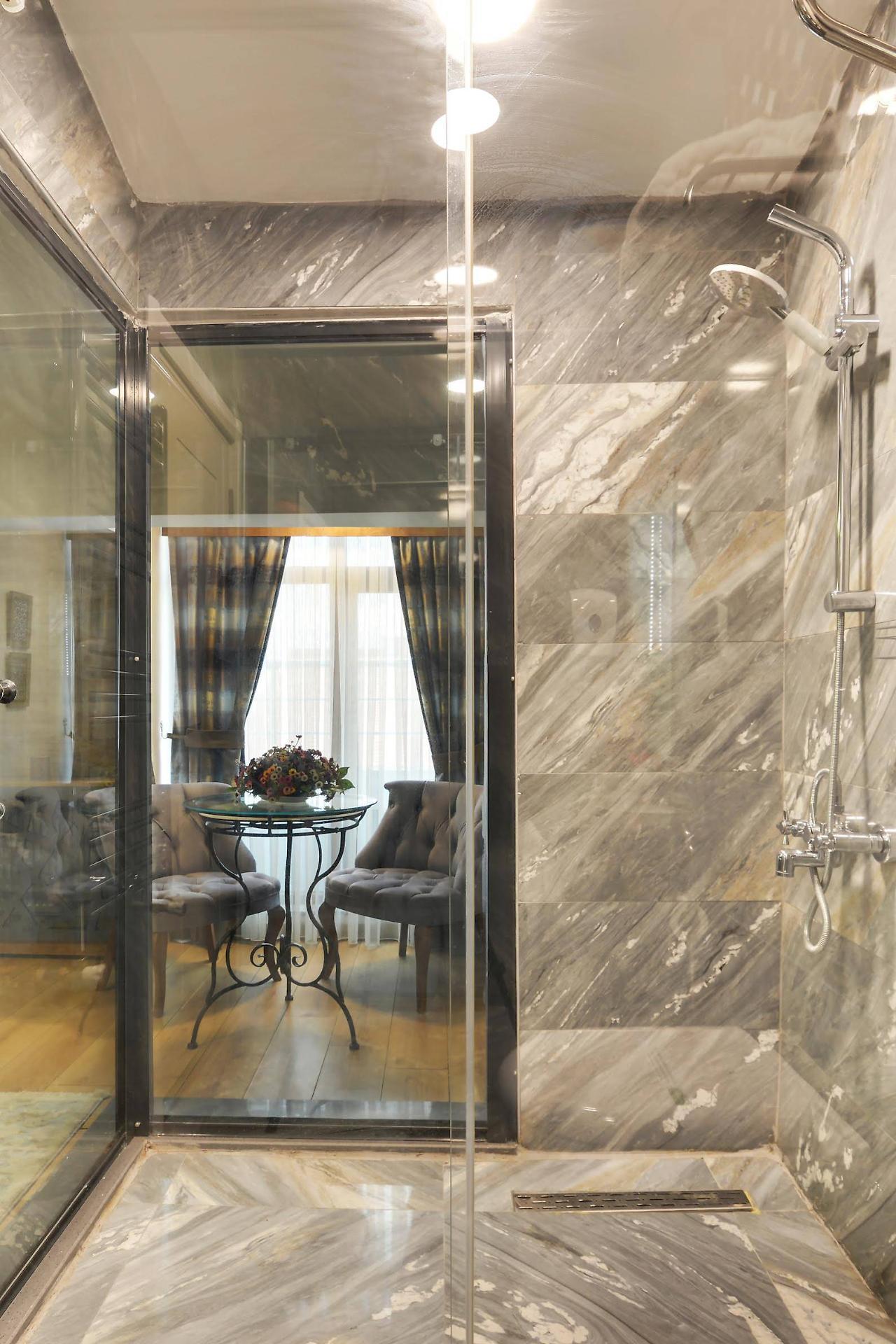 Grande Stella Hotel Eskisehir Bagian luar foto