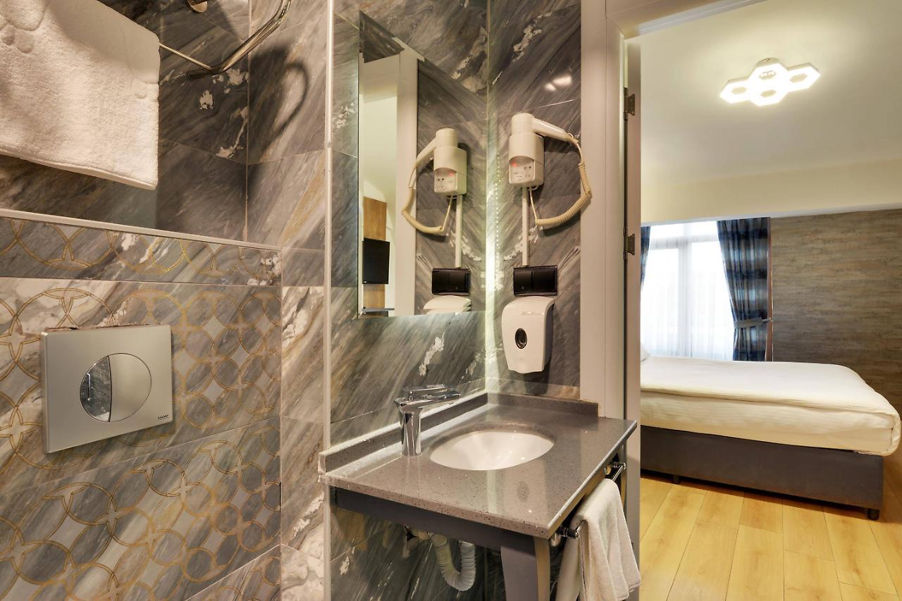 Grande Stella Hotel Eskisehir Bagian luar foto