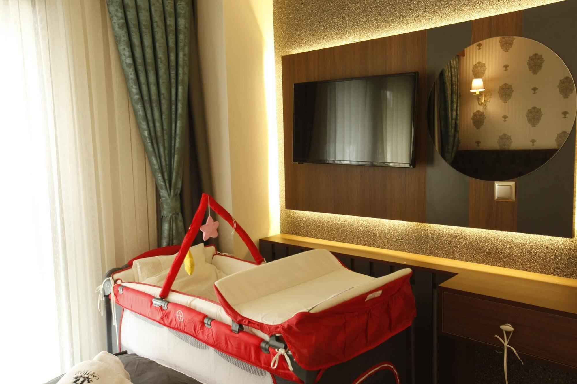 Grande Stella Hotel Eskisehir Bagian luar foto